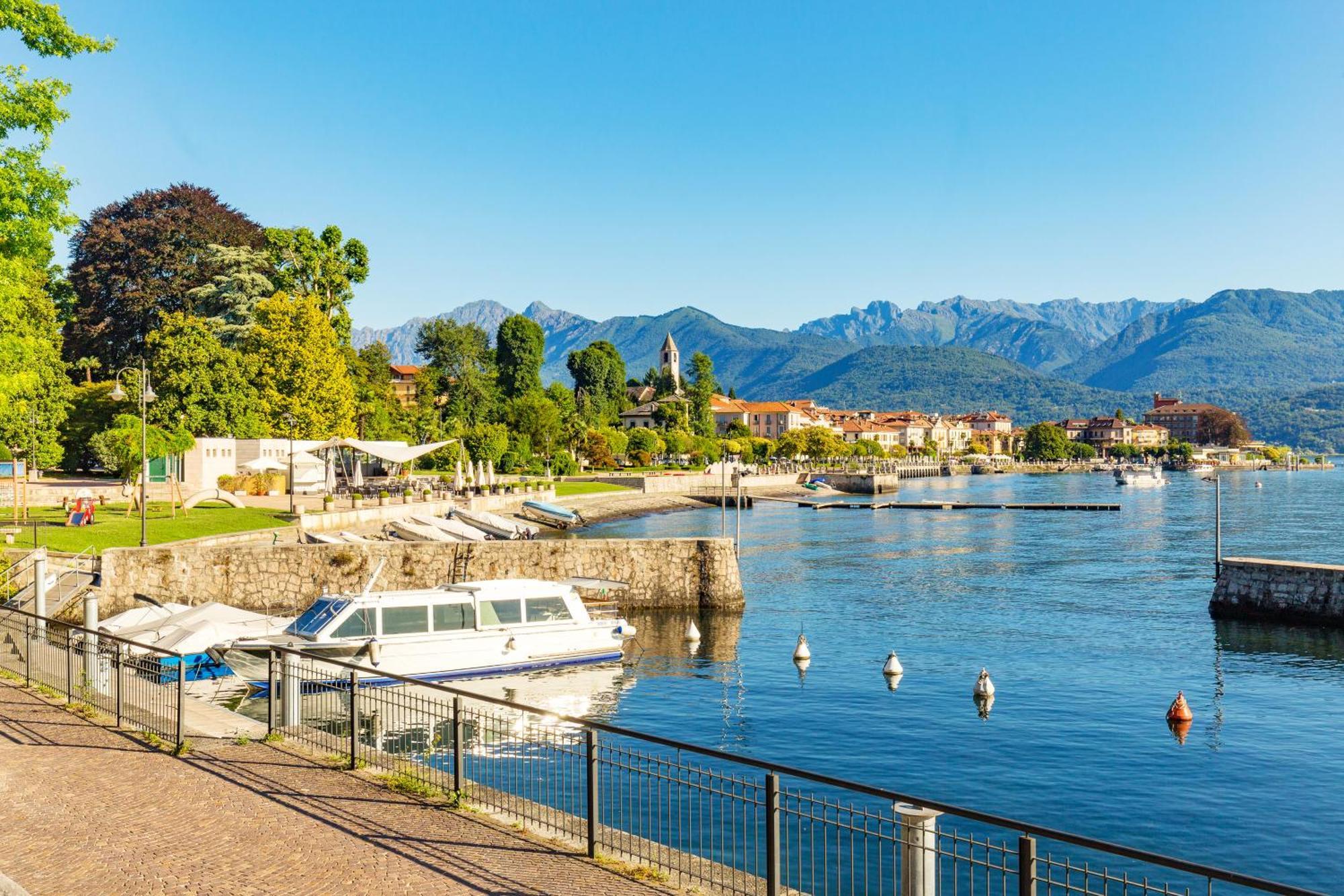 Petalo Bianco 100M From Lake - Happy Rentals Baveno Extérieur photo